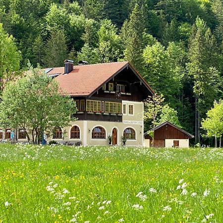 Ferienwohnungen Zipflwirt Bayrischzell Exterior foto